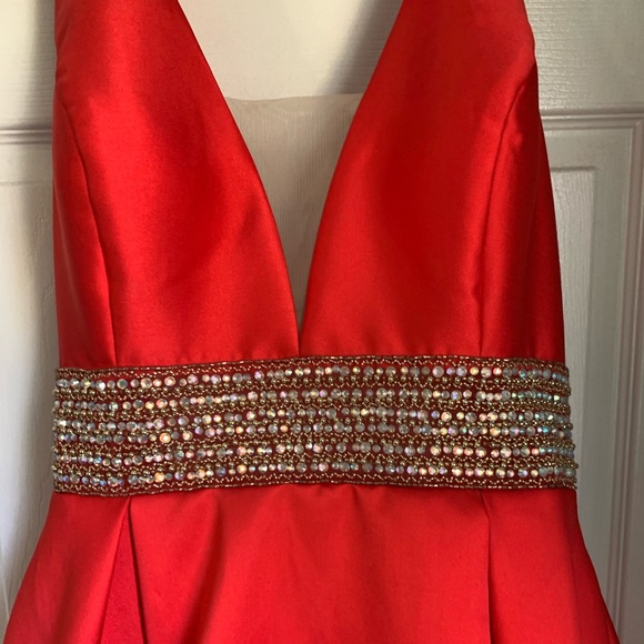 Prom Dress - Picture 2 of 7